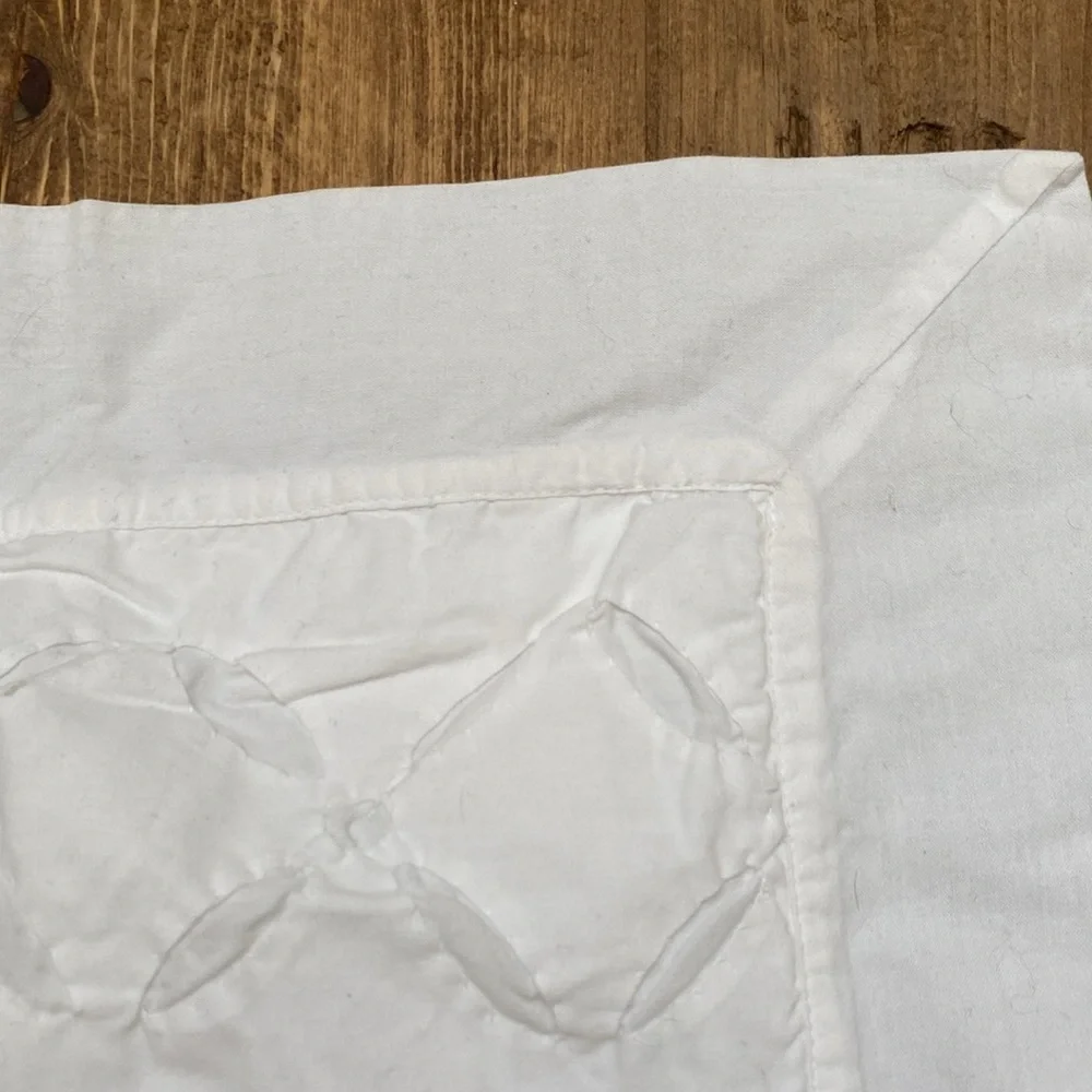 Pottery barn white standard pillow sham with quilted detailing